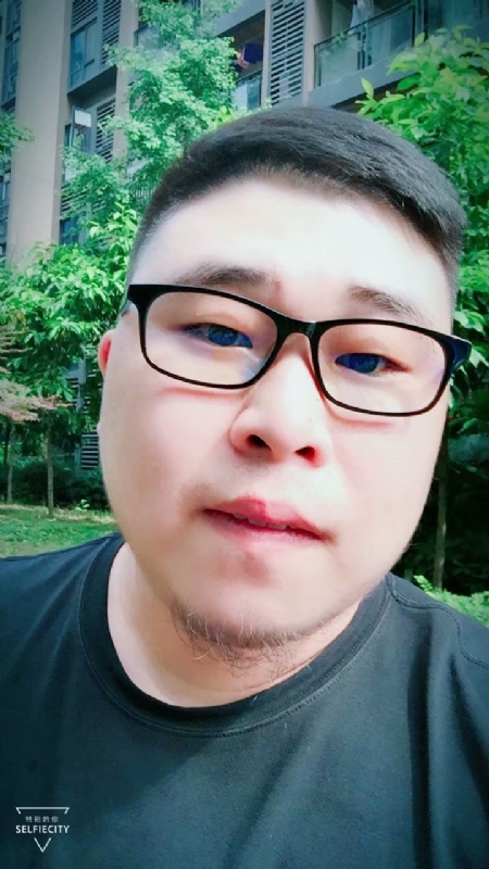 我是你的爱的第一张照片--重庆蓝颜知己交友网