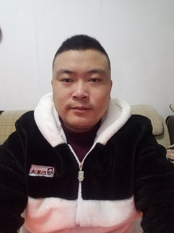 风的第一张照片--重庆蓝颜知己交友网