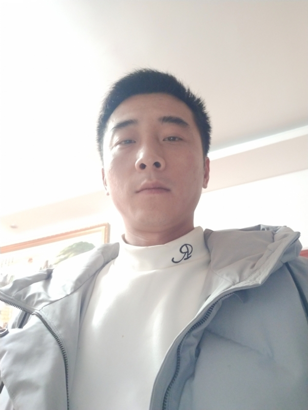 走进来的第一张照片--重庆蓝颜知己交友网