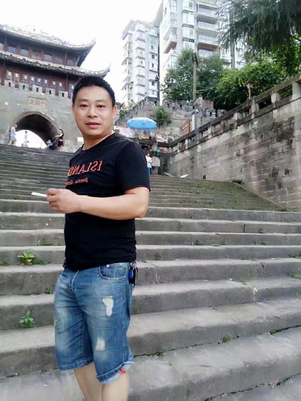 寻找前世今生缘的第一张照片--重庆蓝颜知己交友网