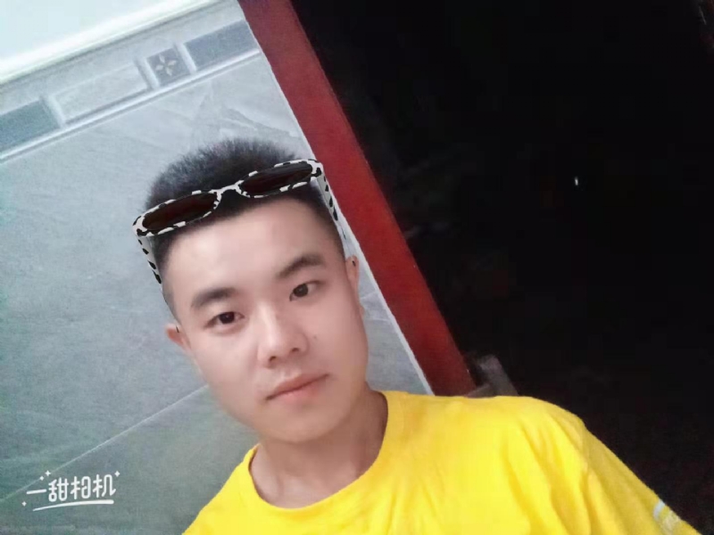 建国90周年的学渣的第一张照片--重庆蓝颜知己交友网