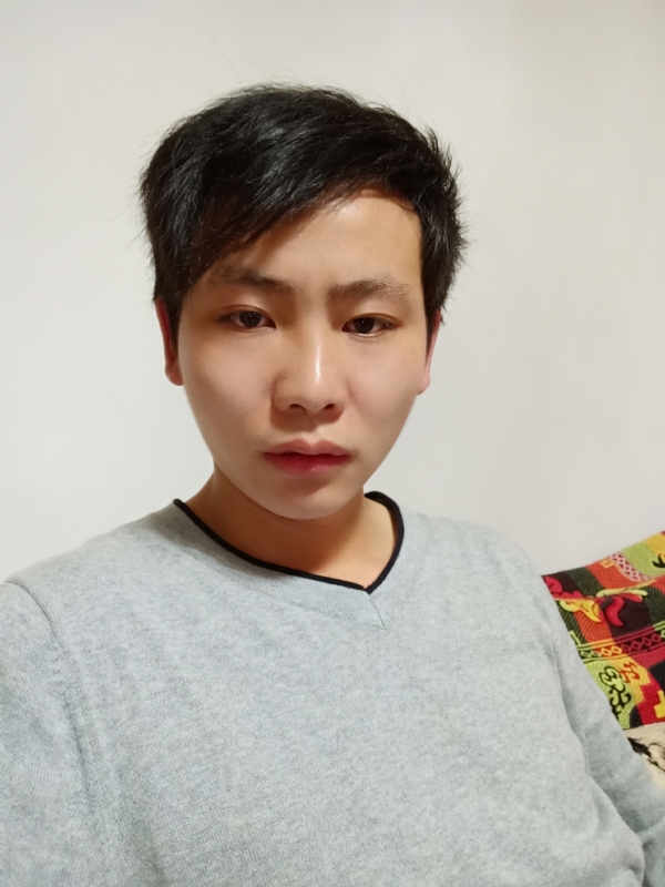 晴空万里的第一张照片--重庆蓝颜知己交友网