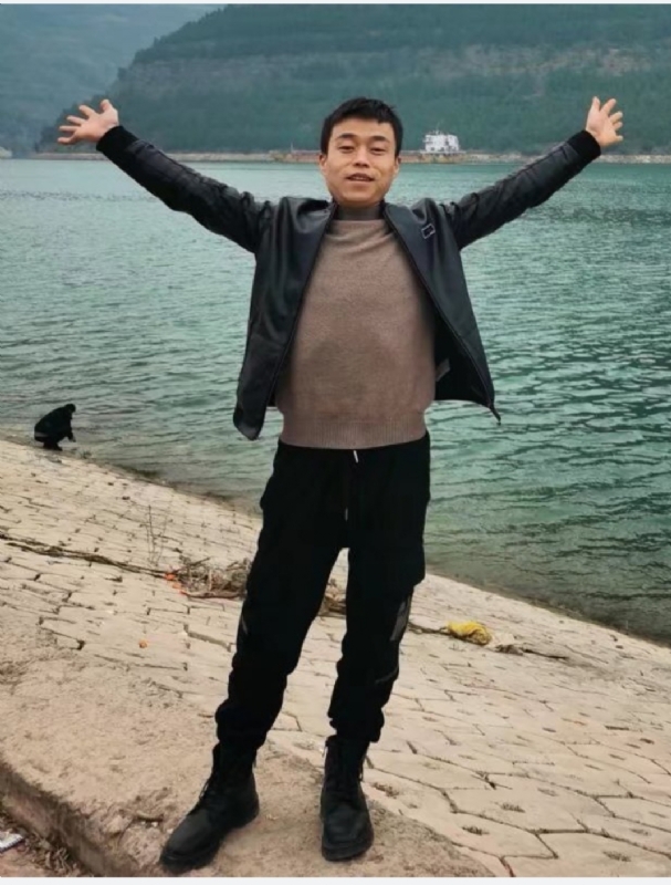 寂寞的风的第二张照片--重庆蓝颜知己交友网