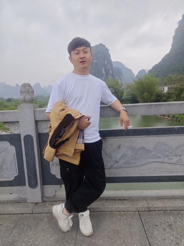 天选之人的第一张照片--重庆蓝颜知己交友网