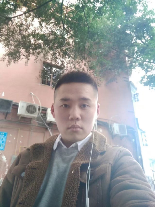 想了很久的男人的第一张照片--重庆蓝颜知己交友网